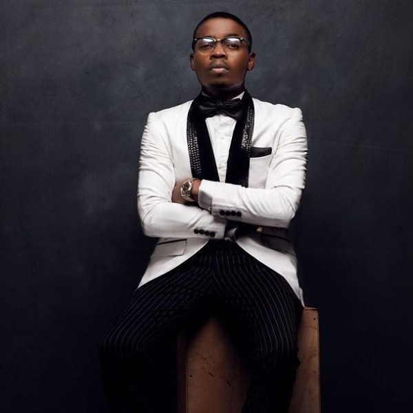 VIDEO |Olamide and KWAM1 Perform Together
On Stage | DOWNLOAD
