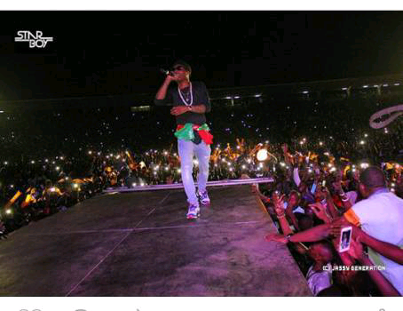 VIDEO | Wizkid’s [@WizkidAyo] Live Performance In Mali