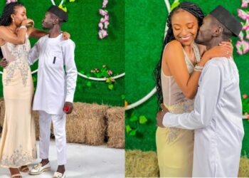 DOWNLOAD Stevo Simple Boy – Haya Basi mp3