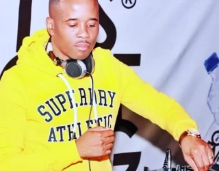 DOWNLOAD DJ Stokie – Sqhebe ft Dlala Regal, Mpura, Lebo Lenyora & Almighty SA mp3