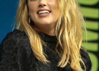 Amber Heard Net Worth, Earnings & Properties