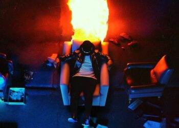 DOWNLOAD Eslabon Armado – Ella Baila Sola (Peso Pluma) Ft Peso Pluma mp3