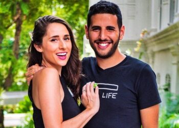 Nas Daily & Alyne Break up Story, New Girlfriend & Boyfriend