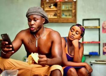 DOWNLOAD Nadia Mukami x Arrow Bwoy – Mi Nawe mp3