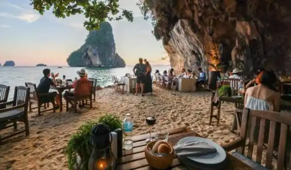 3 best dining experiences for South Africans planning a trip to Thailand