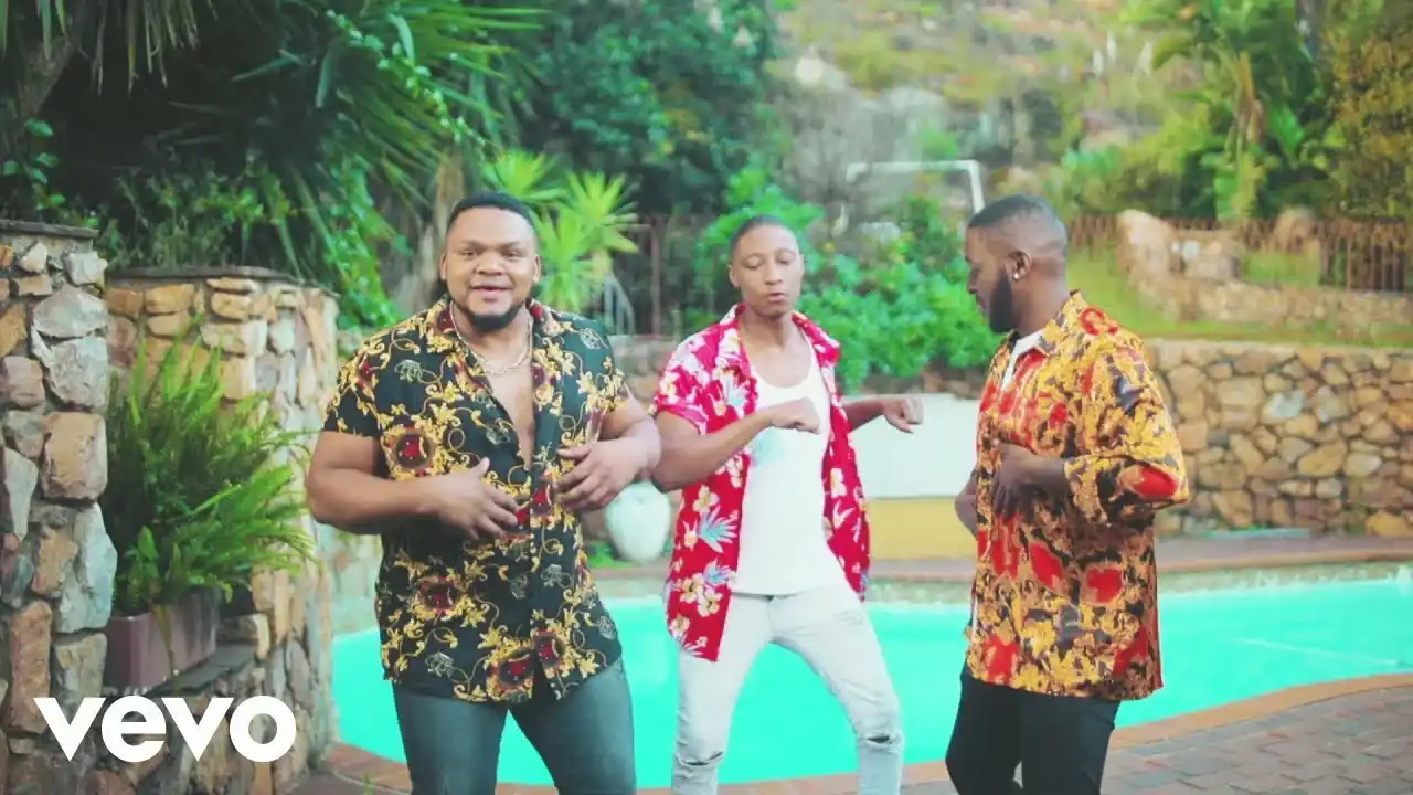 DOWNLOAD Mdoovar – Uyalazi iPiano ft. Sir Trill & Da Muziqal Chef mp3