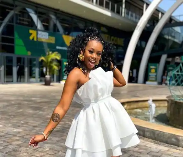 Bontle Modiselle joins the “Gomora” cast and crew members (Video)