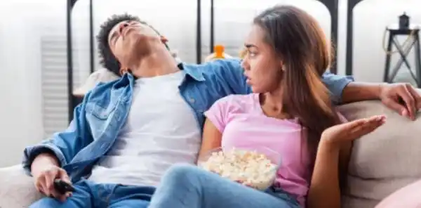 5 signs of boredom you should not ignore in a long-term relationship