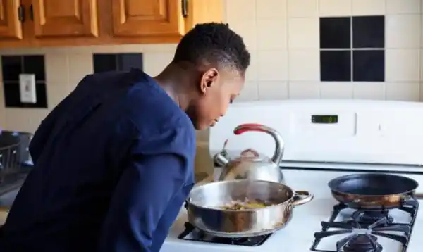 Smelling food can cause weight gain, claims a study