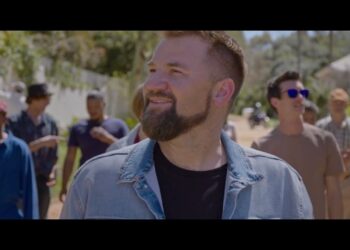 DOWNLOAD Ruhan du Toit – Mense Op Die Dorp mp3