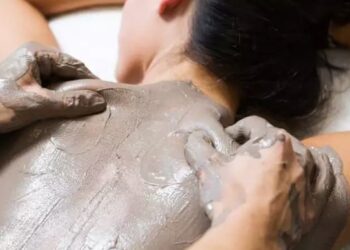 5 surprising health benefits of mud therapy