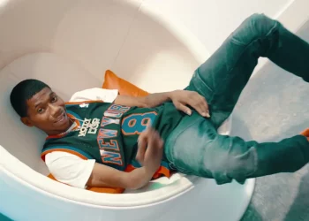 DOWNLOAD LGP Qua – War Stories mp3