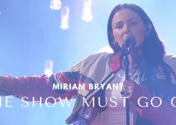DOWNLOAD Miriam Bryant – The Show Must Go On (Live) mp3